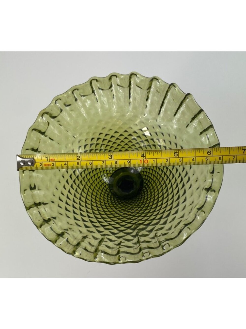 Vintage Green Glass Compote With Diamond Pattern & Ruffled Edge Pedestal Bowl - Picture 10 of 11